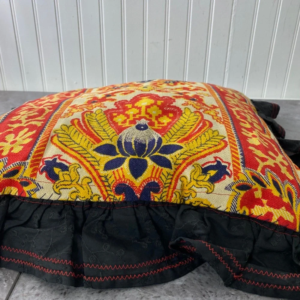 Vintage‎ 70s Handmade Patchwork Boho Throw Pillow Floral Ruffle Square 19.5